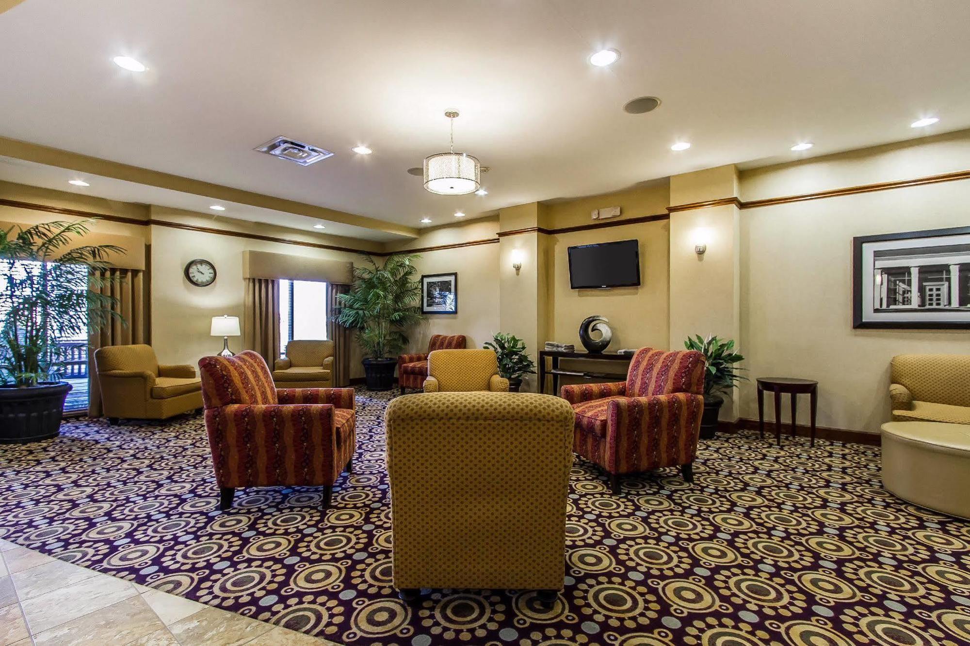 Comfort Suites Urbana Champaign, University Area Екстер'єр фото